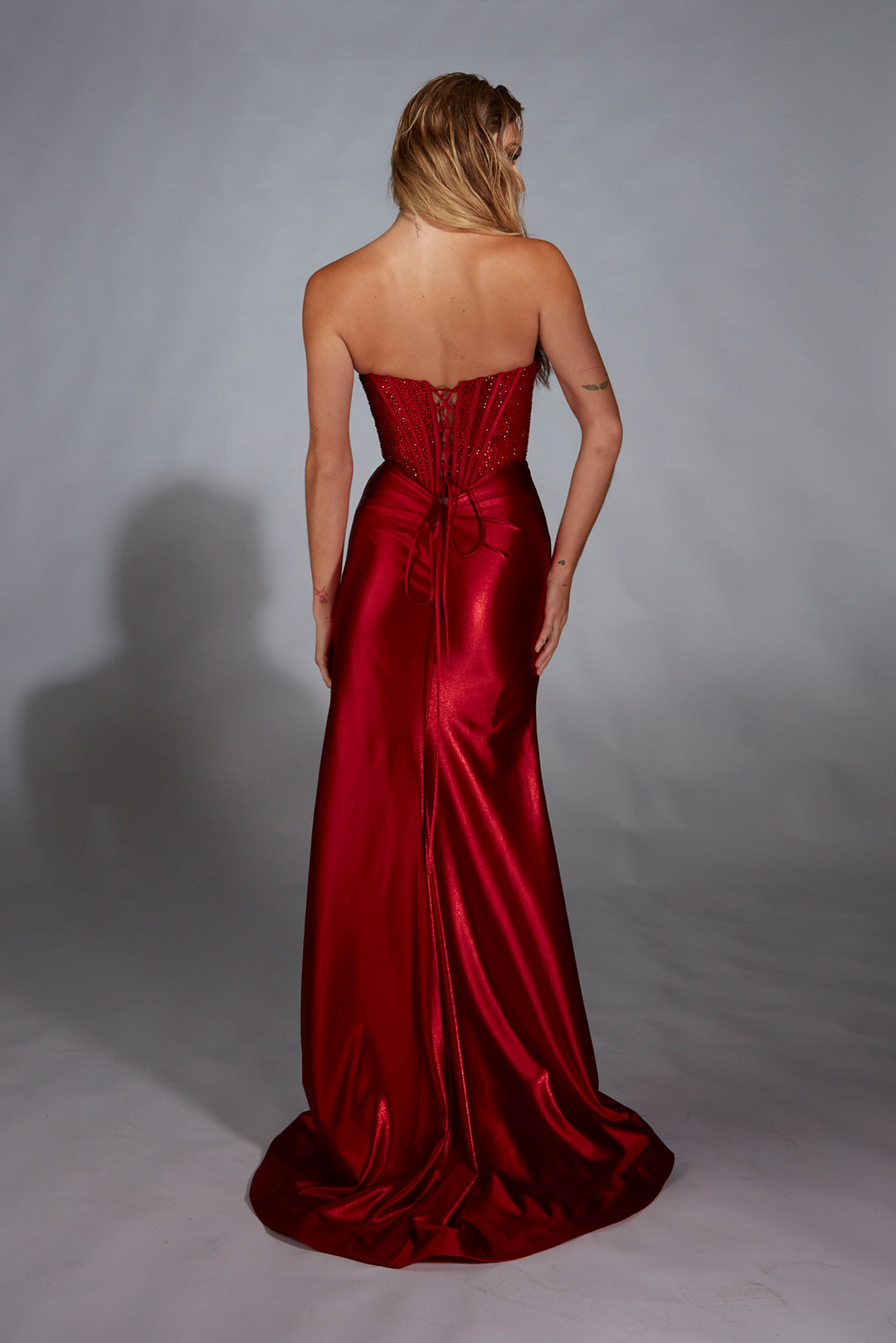 61884_RED_2_1080x.jpg?v=1728849691