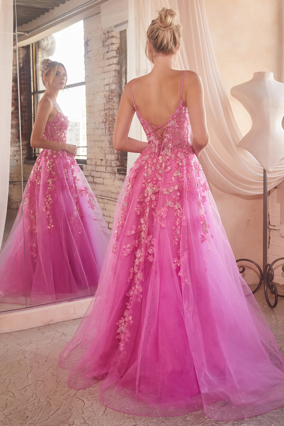 【新品】 NOTREémor tulle veil tops pink Ladivine CM347 – Gemini Bridal