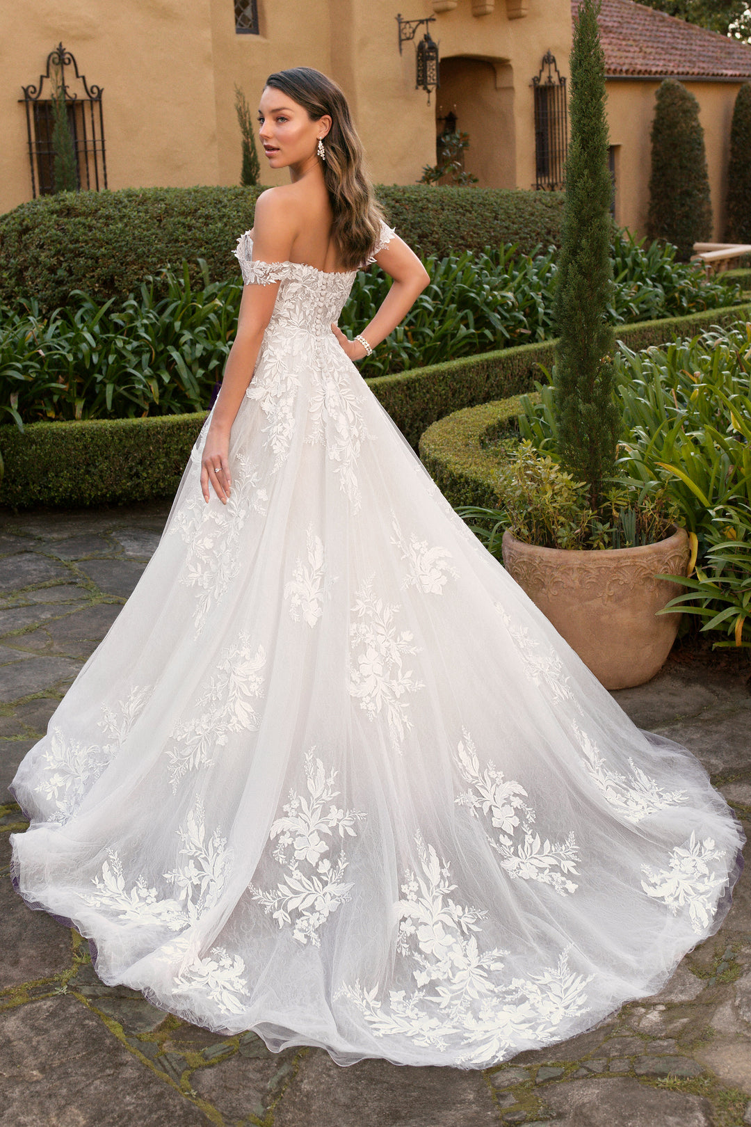 Y3112_ivory_champagne_b_1080x.