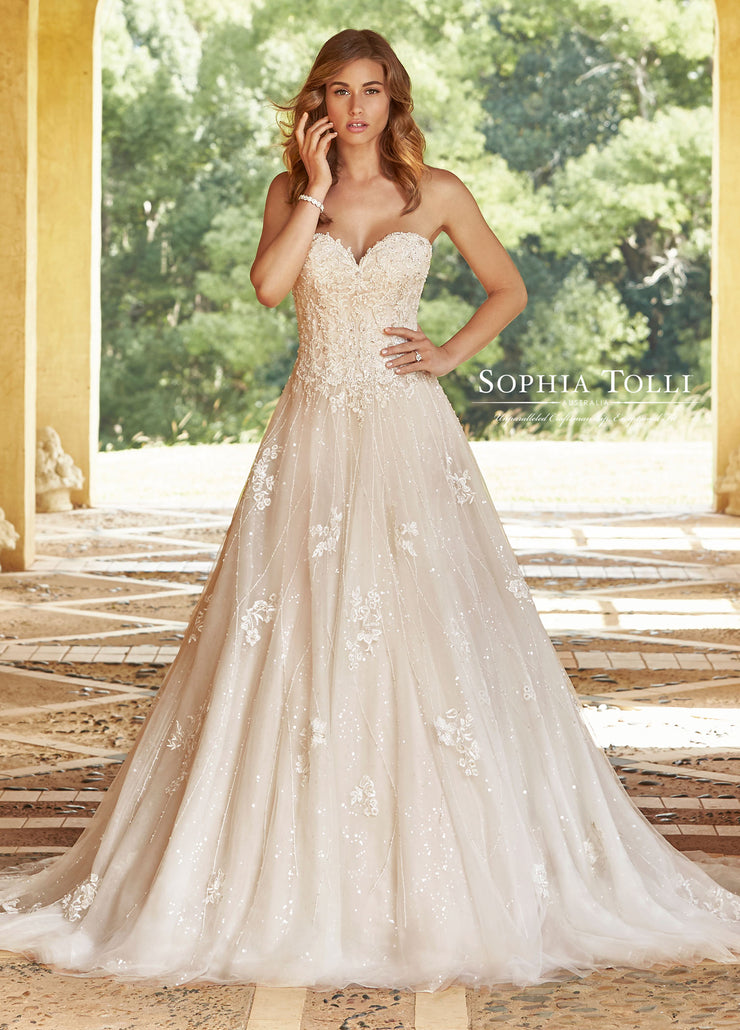 SOPHIA TOLLI Wedding Dress Y11940-Gemini Bridal Prom Tuxedo Centre