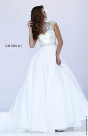 SHERRI HILL 50084-Gemini Bridal Prom Tuxedo Centre