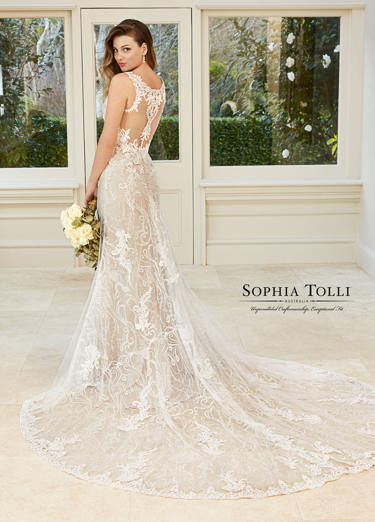 SOPHIA TOLLI Y11969-Gemini Bridal Prom Tuxedo Centre