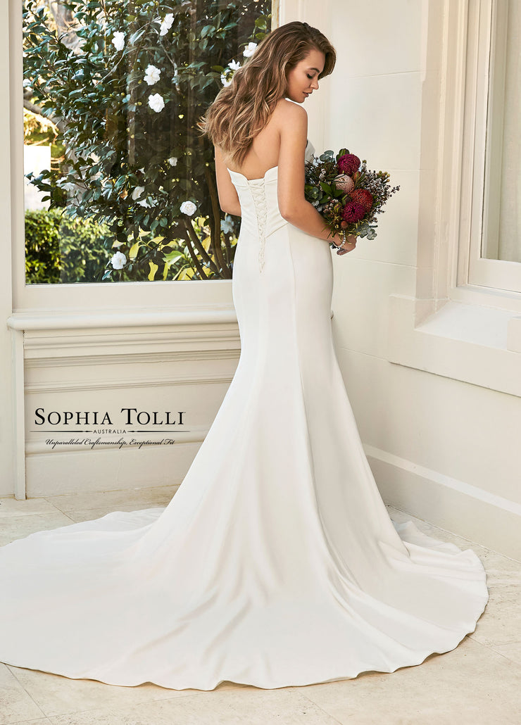 SOPHIA TOLLI Y11955-Gemini Bridal Prom Tuxedo Centre