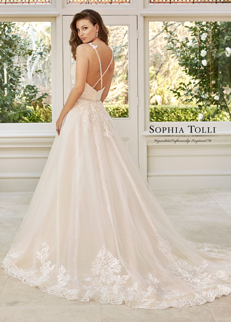 SOPHIA TOLLI Y11948-Gemini Bridal Prom Tuxedo Centre