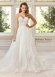 SOPHIA TOLLI Y11970-Gemini Bridal Prom Tuxedo Centre